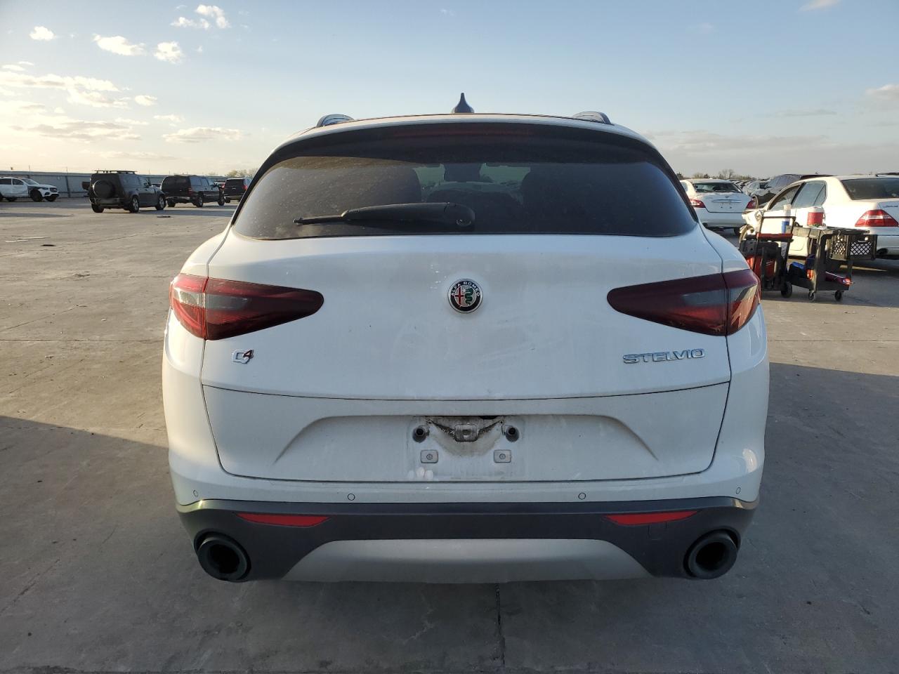 2022 Alfa Romeo Stelvio Ti VIN: ZASPAKBN8N7D38381 Lot: 49154565