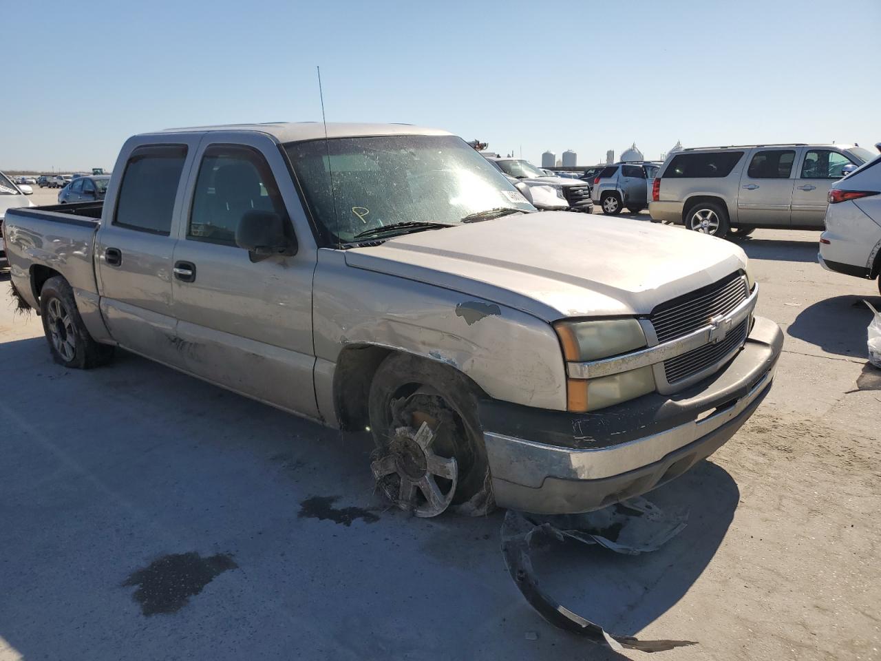 2005 Chevrolet Silverado - Image 4