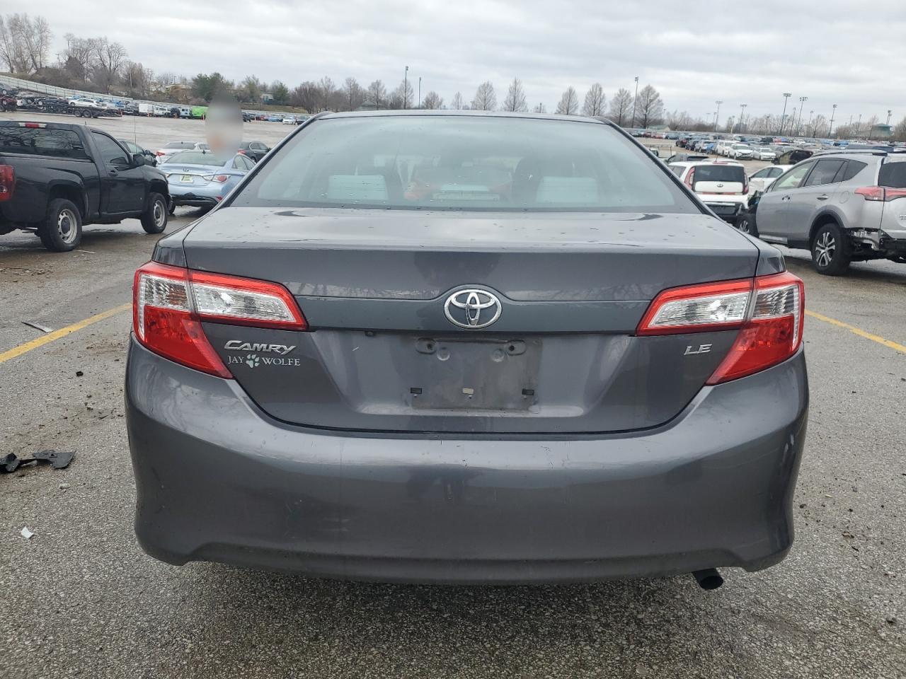2014 Toyota Camry - Image 6
