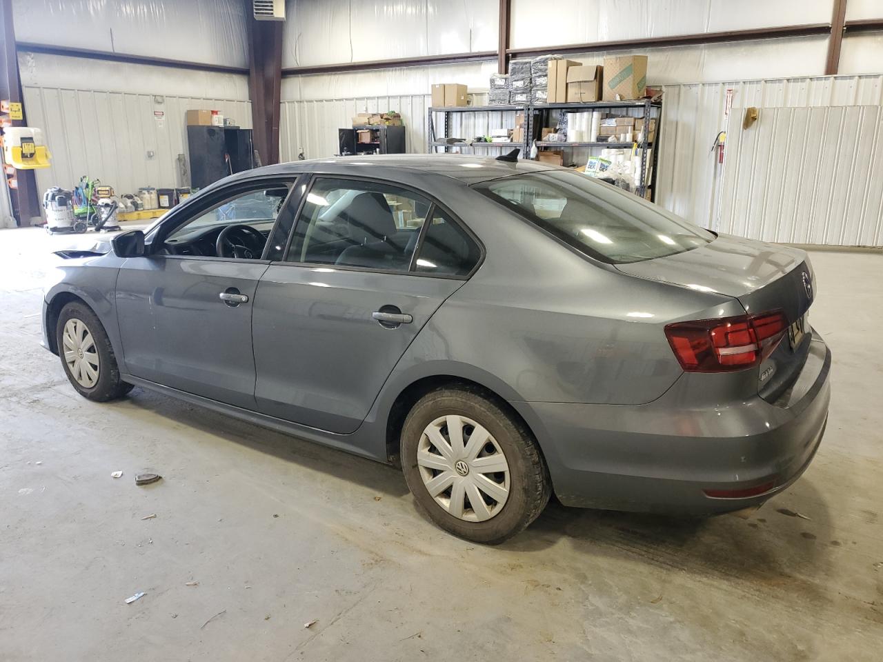 2016 Volkswagen Jetta - Image 2