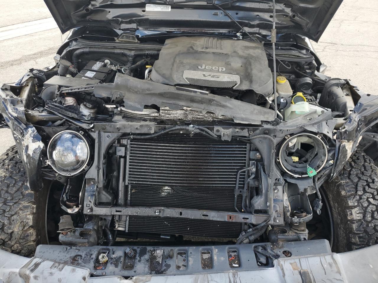 2016 Jeep Wrangler - Image 13