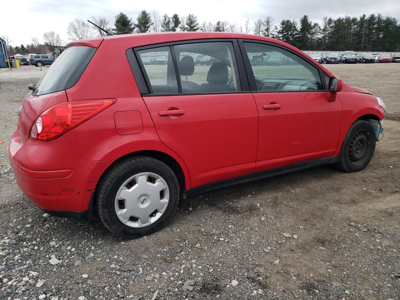2009 Nissan Versa - Image 3