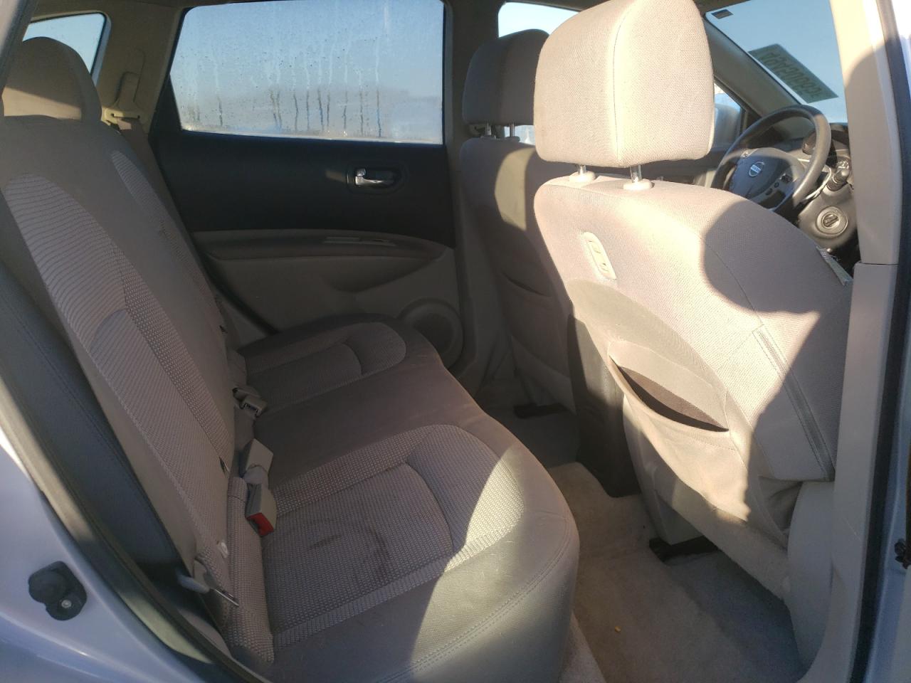 2011 Nissan Rogue - Image 11