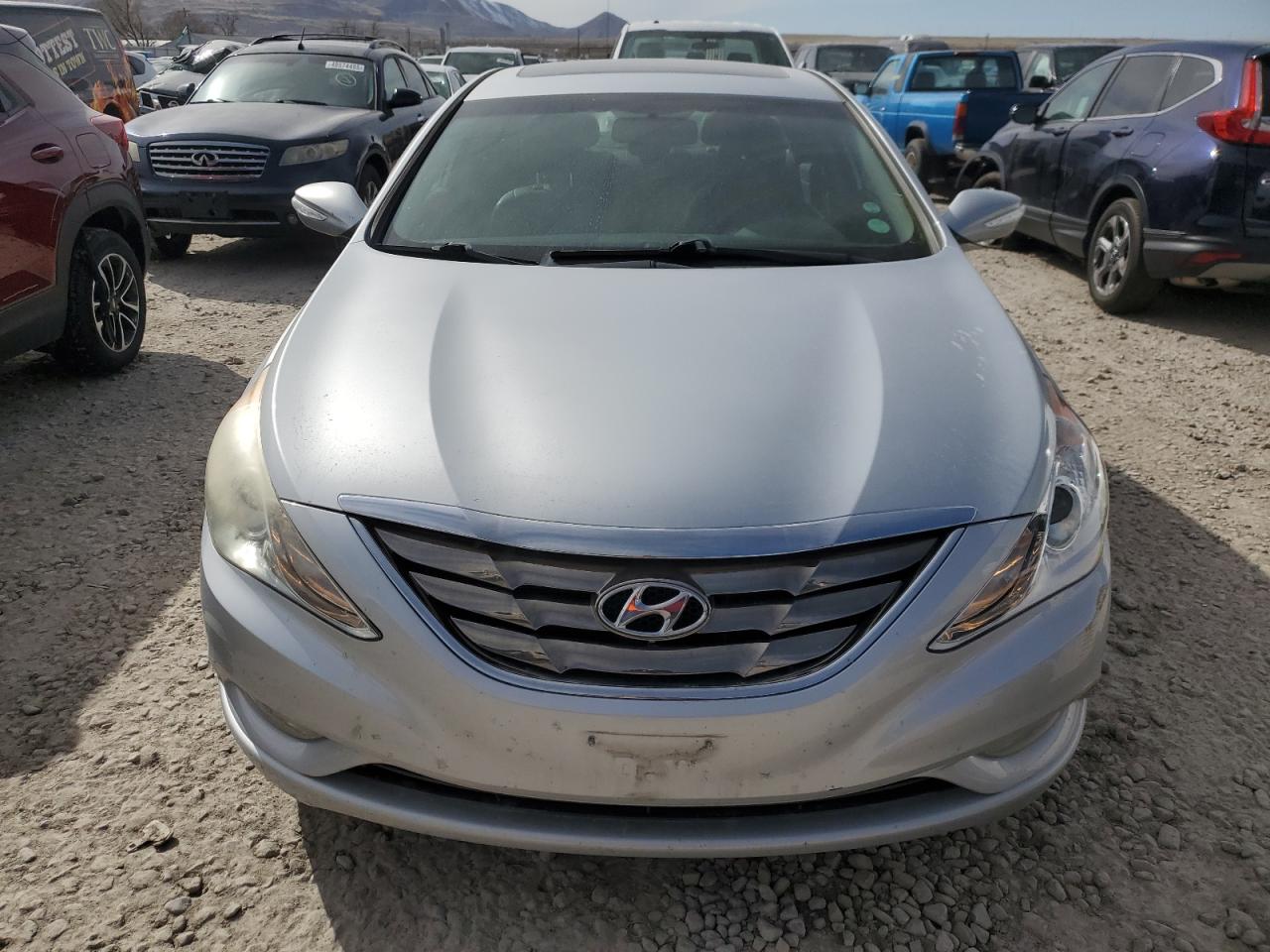2013 Hyundai Sonata - Image 5