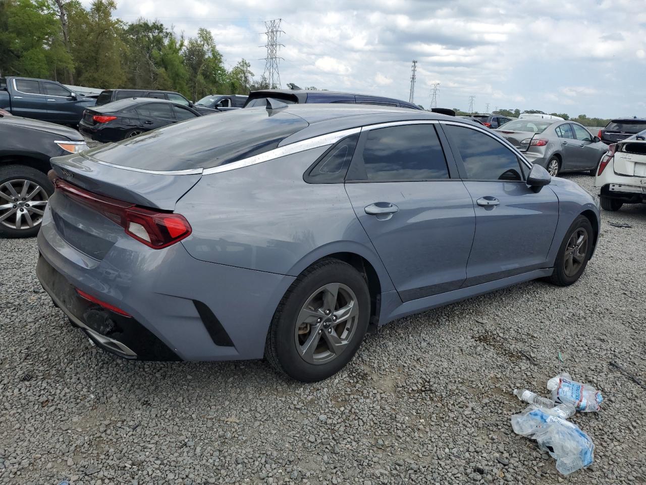 2022 Kia K5 - Image 3