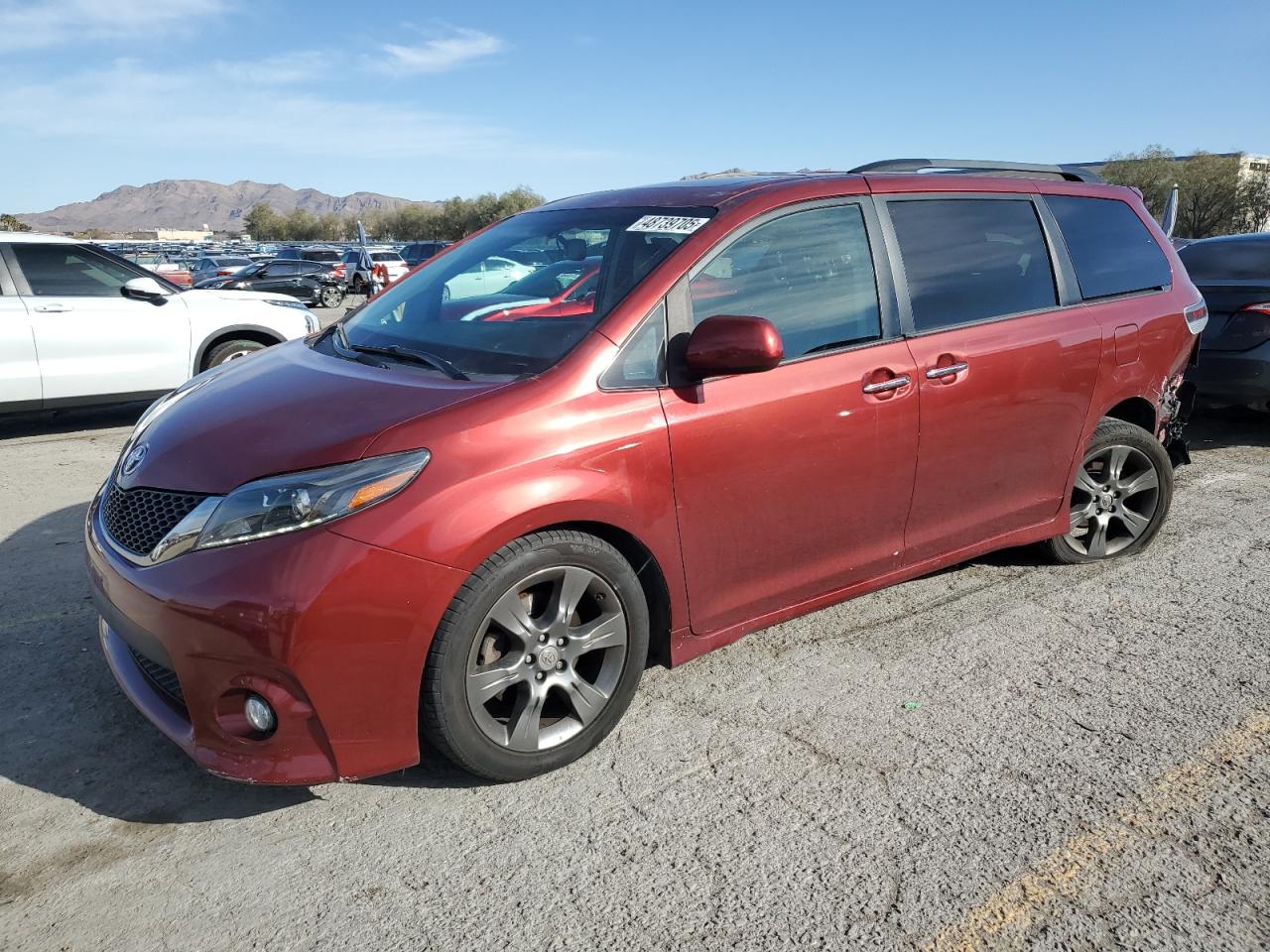 2016 Toyota Sienna Se იყიდება Las Vegas-ში, NV - Rear End