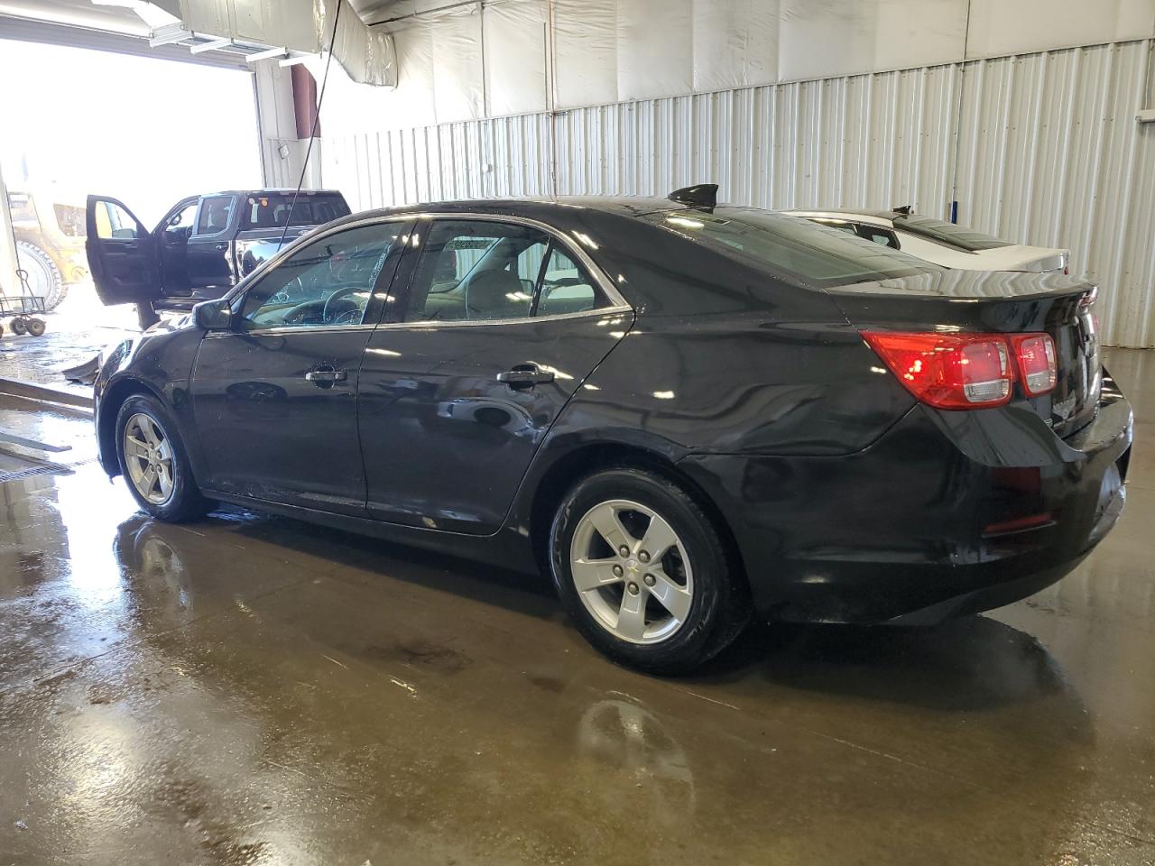 2015 Chevrolet Malibu - Image 2