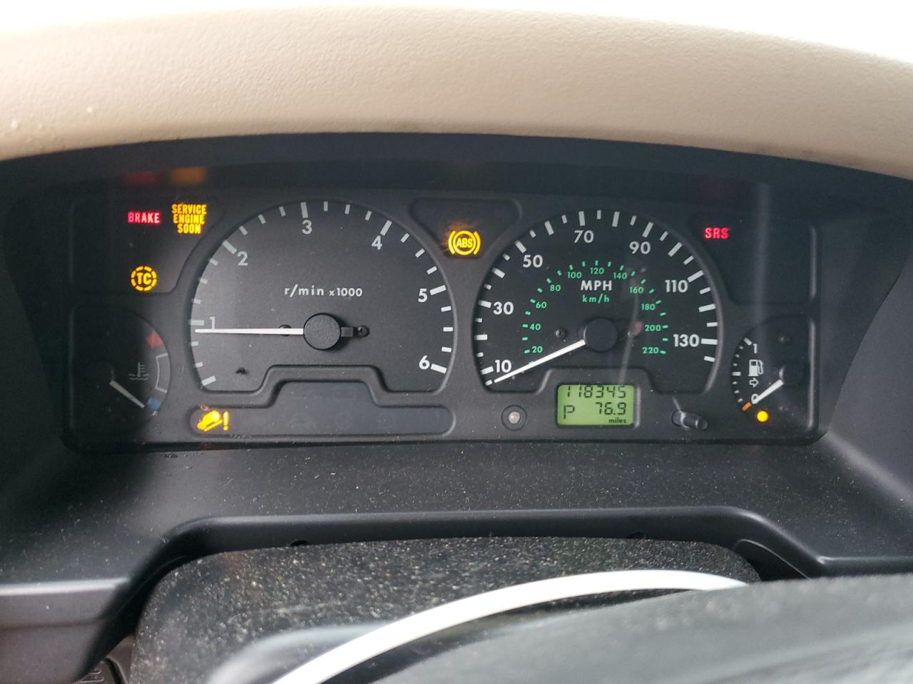 2000 Land Rover Discovery - Image 9