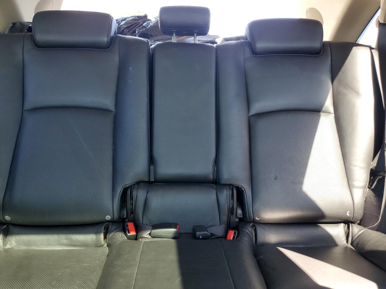 2006 Infiniti FX - Image 10