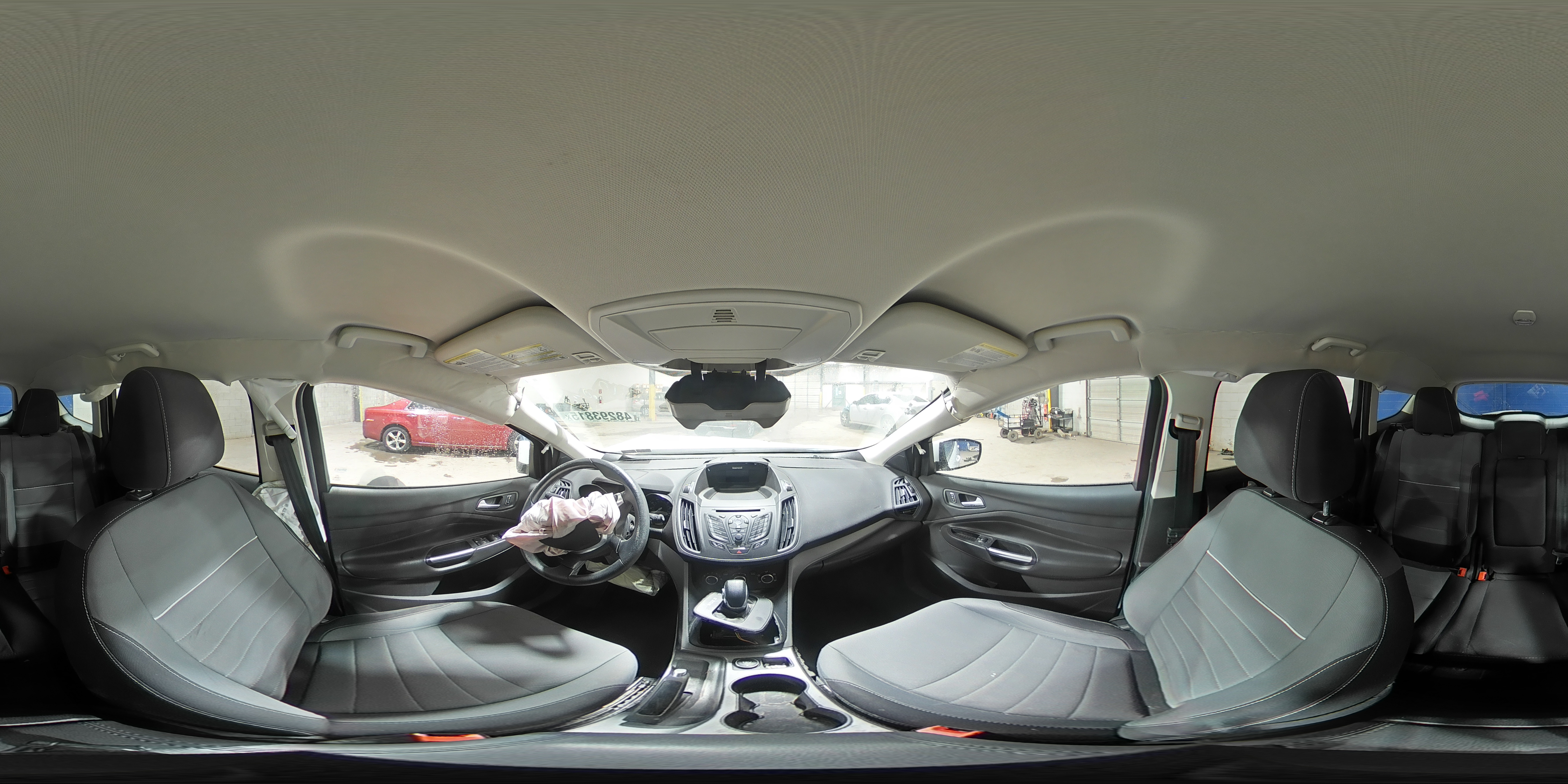 2015 Ford Escape - Image 16