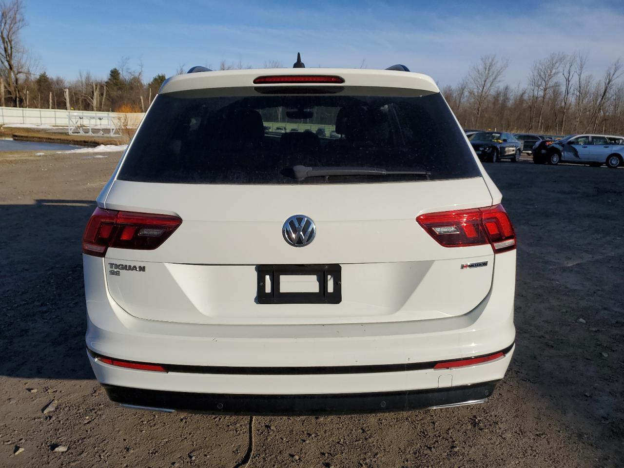 2020 Volkswagen Tiguan - Image 6