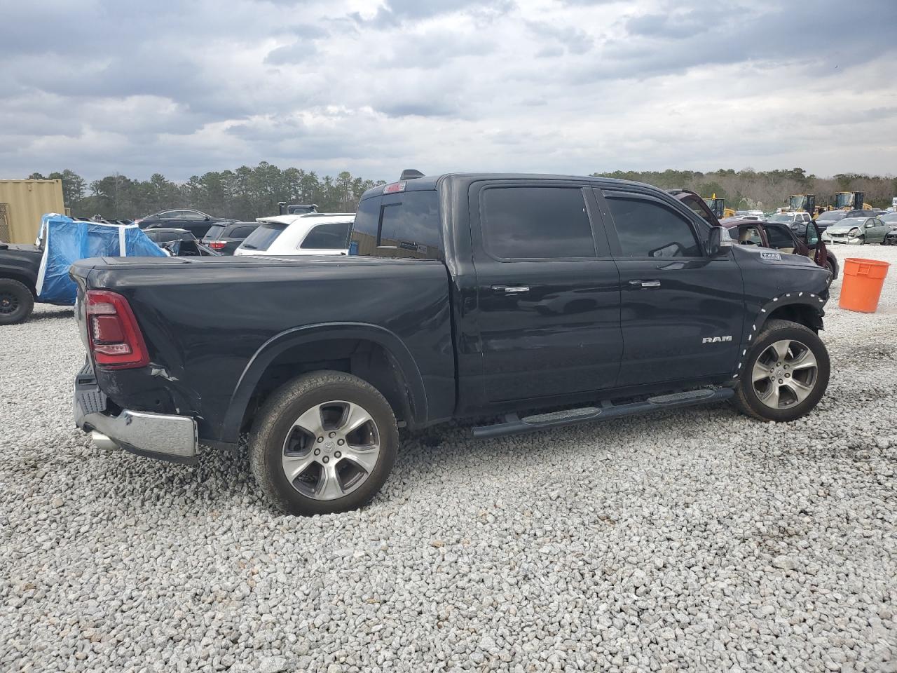 2021 RAM 1500 - Image 3