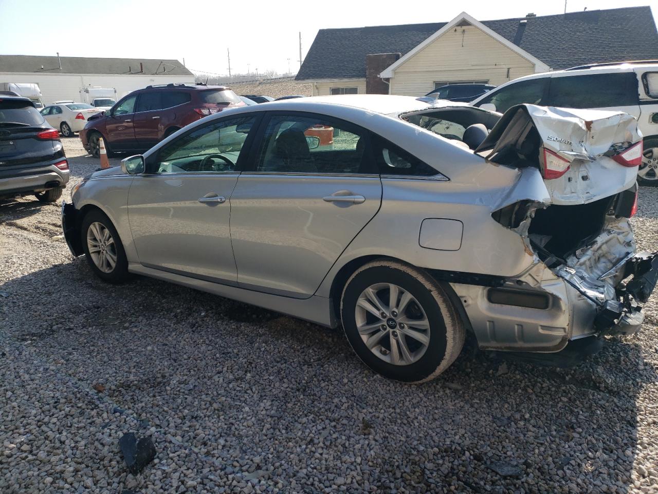 2014 Hyundai Sonata - Image 2