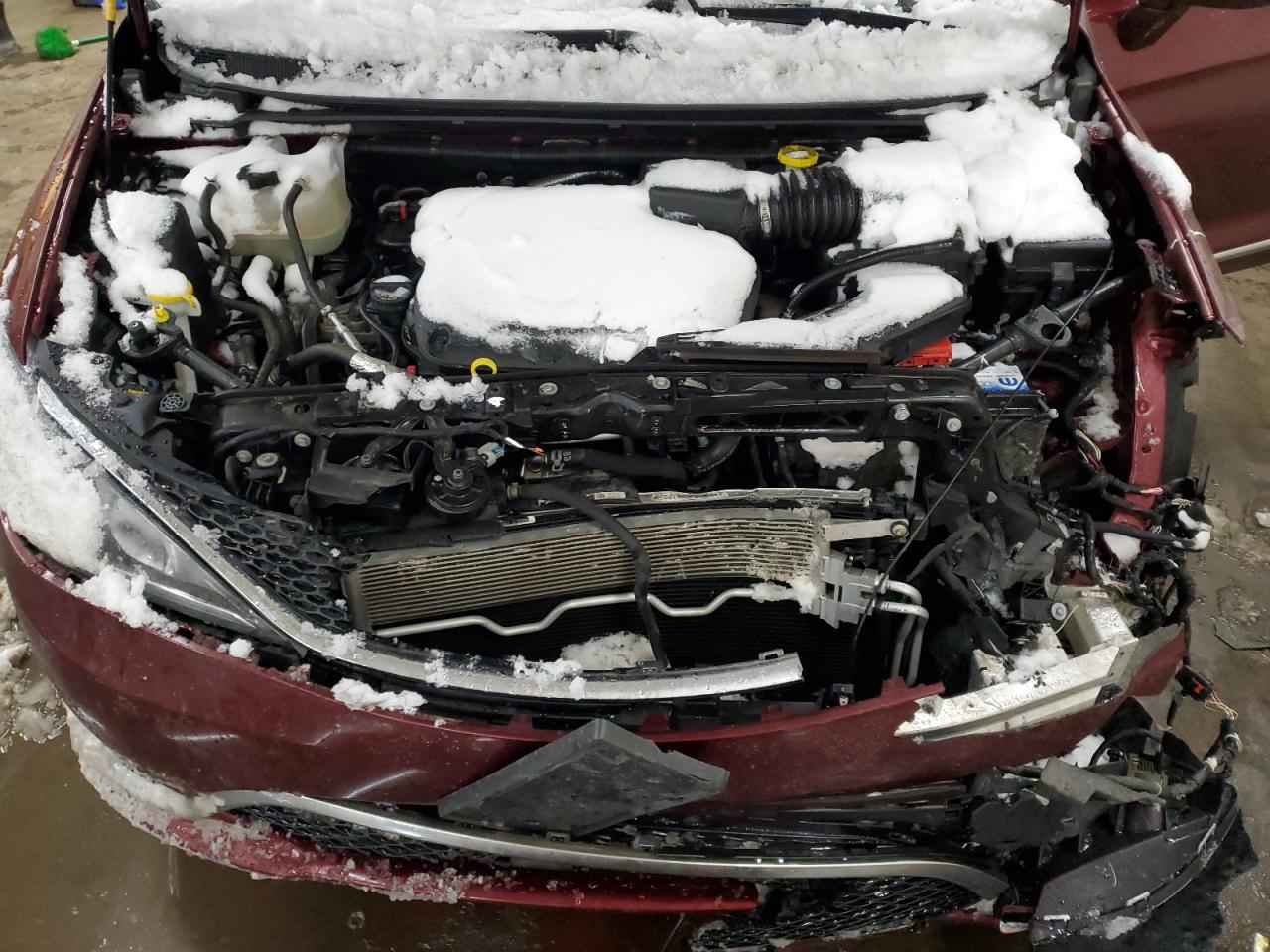 2019 Chrysler Pacifica - Image 12