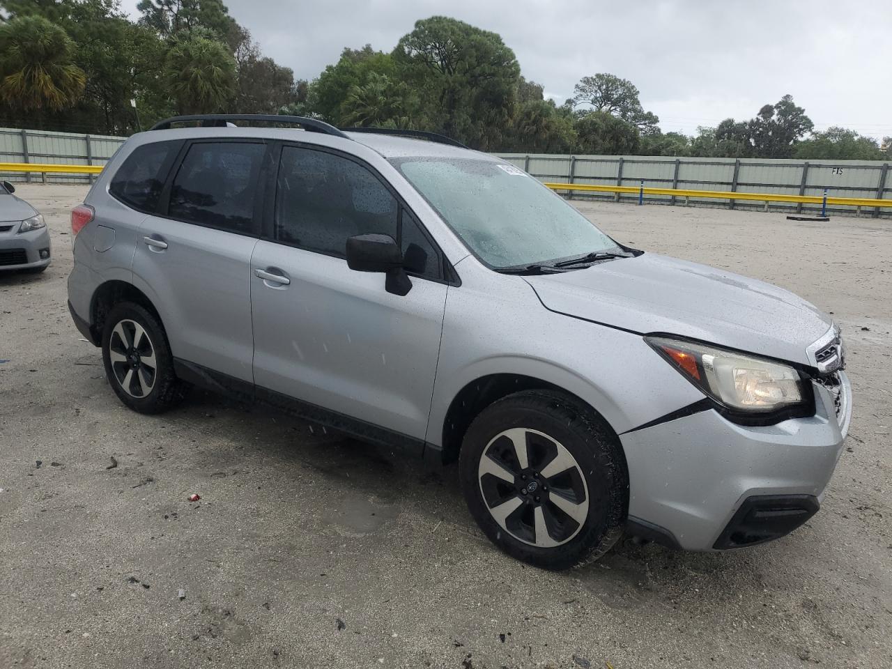 2017 Subaru Forester - Image 4