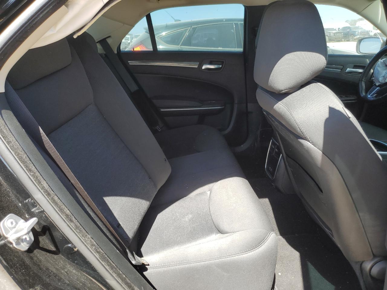 2019 Chrysler 300 Touring VIN: 2C3CCAAG7KH590318 Lot: 48473895
