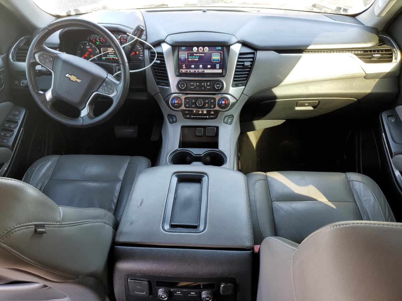 2015 Chevrolet Suburban - Image 8