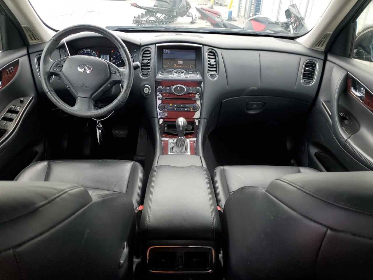 2017 Infiniti QX50 - Image 8