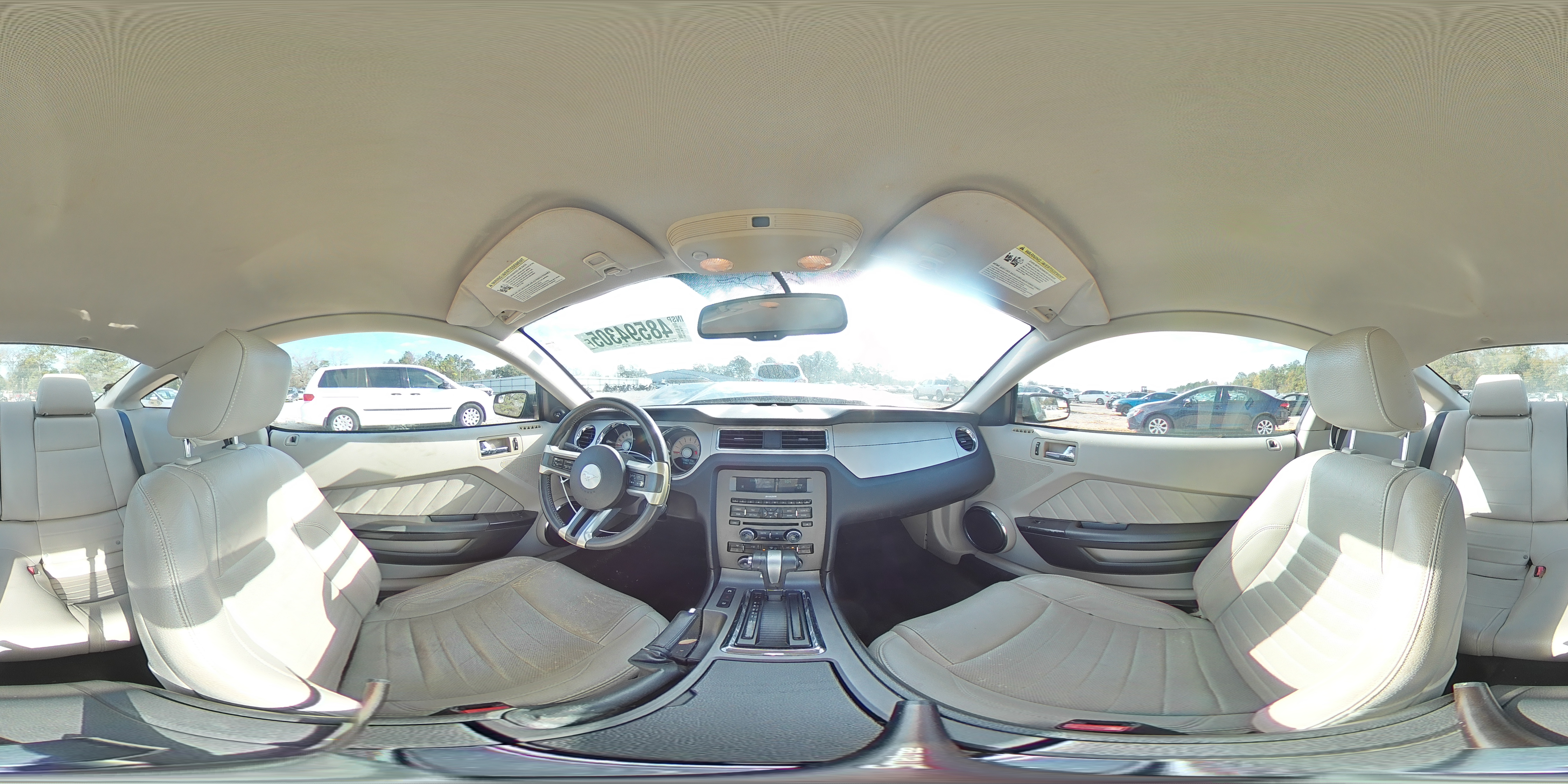 2011 Ford Mustang - Image 12