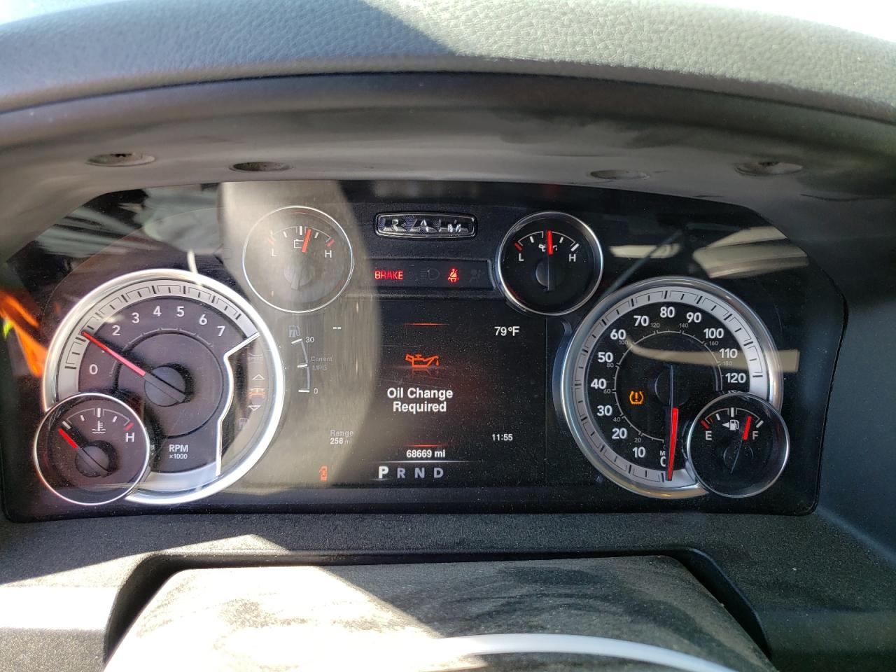 2019 RAM 1500 - Image 9