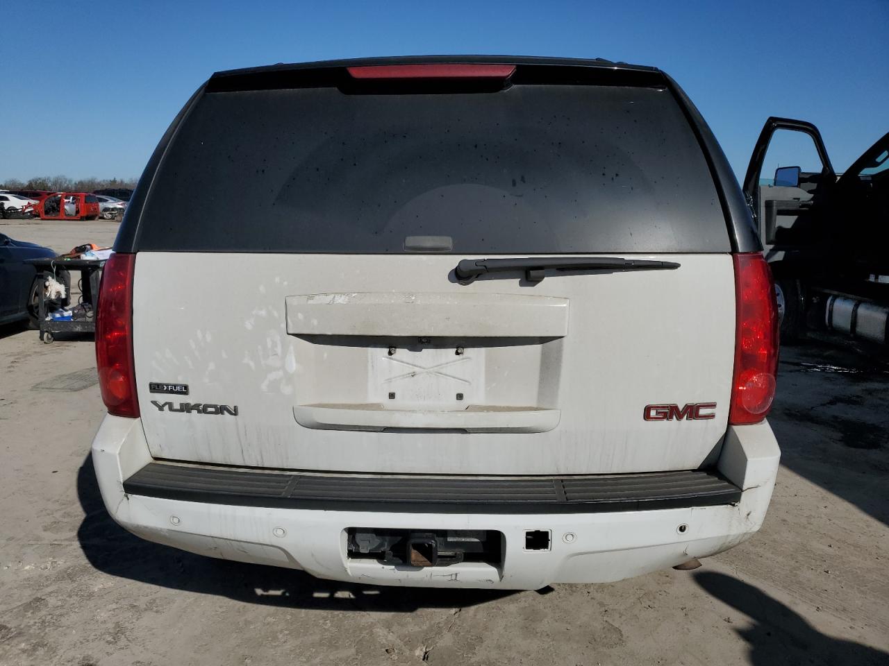 2009 GMC Yukon - Image 6