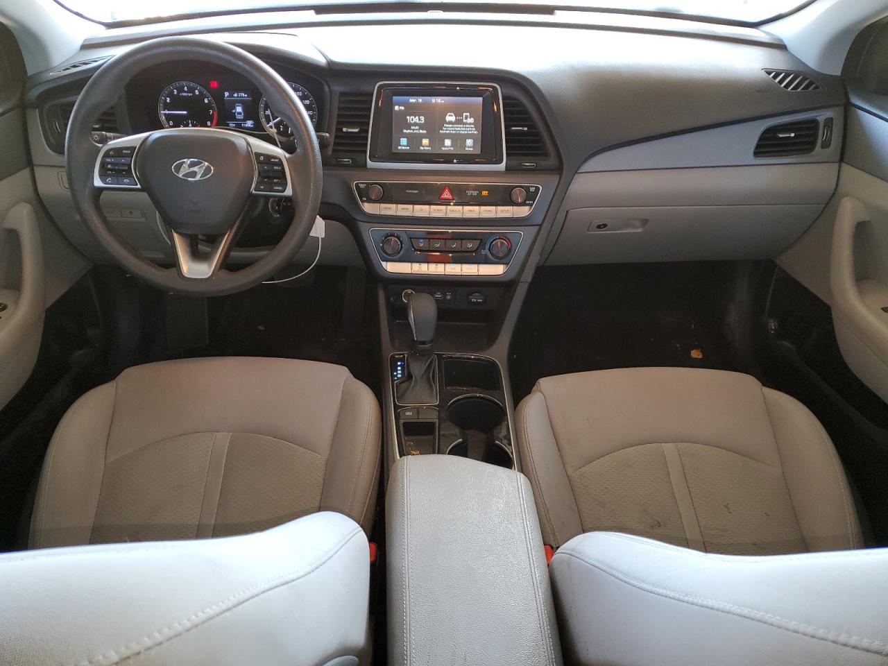 2019 Hyundai Sonata - Image 8