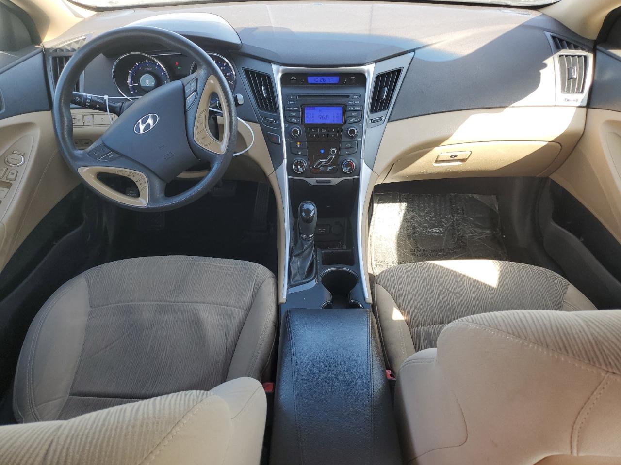 2013 Hyundai Sonata - Image 8