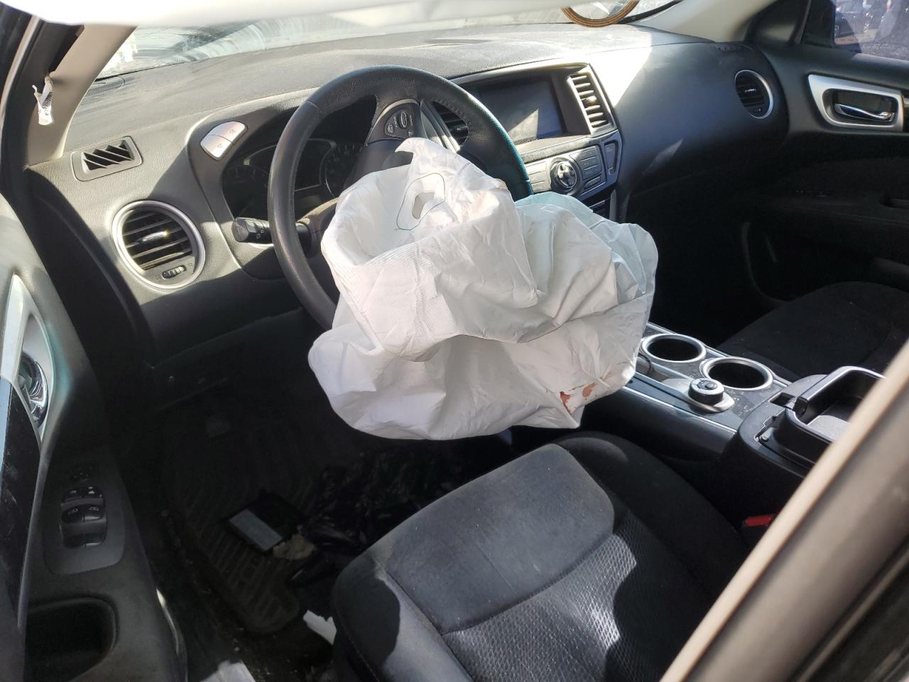 2015 Nissan Pathfinder S VIN: 5N1AR2MM1FC631202 Lot: 49695515