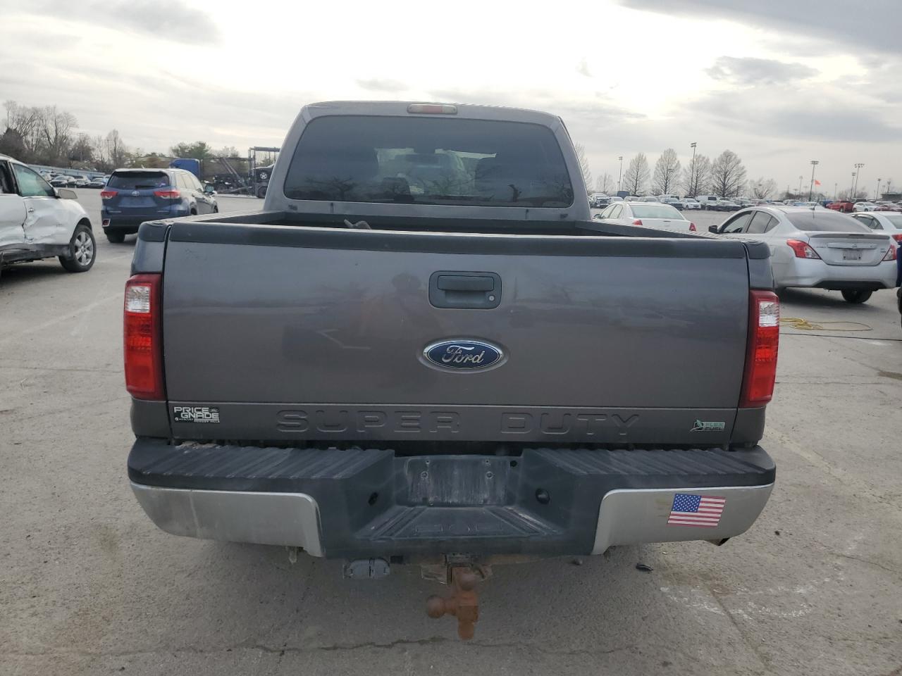 2011 Ford F250 - Image 6