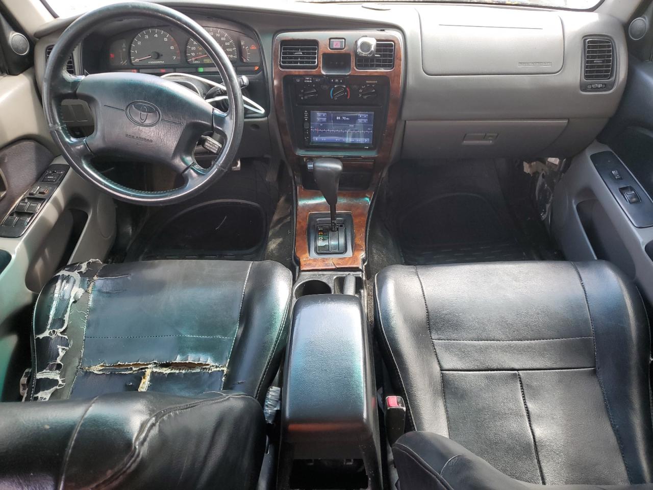 2002 Toyota 4Runner - Image 8