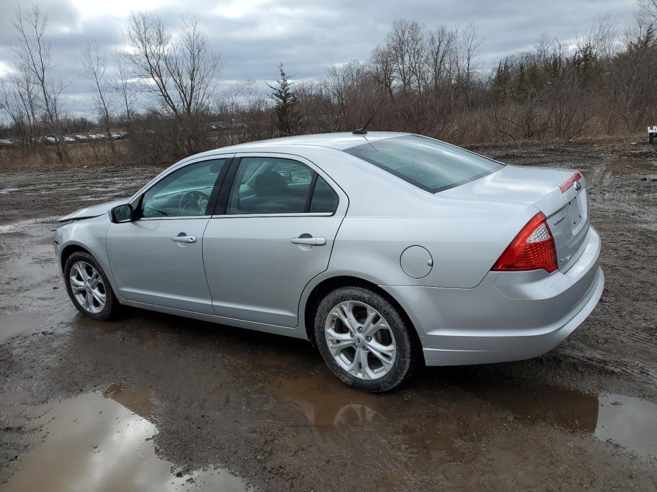 2012 Ford Fusion - Image 2