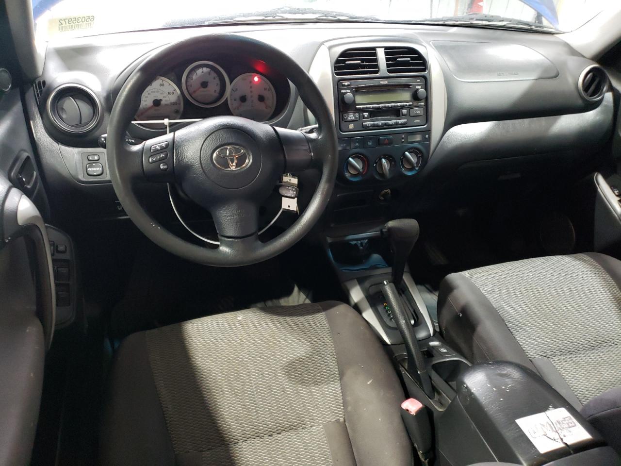 2005 Toyota RAV 4 - Image 8