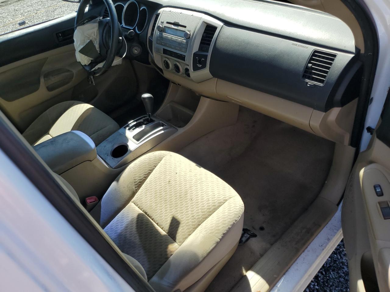 2009 Toyota Tacoma - Image 10