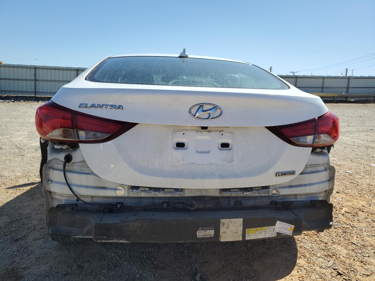 2015 Hyundai Elantra - Image 6