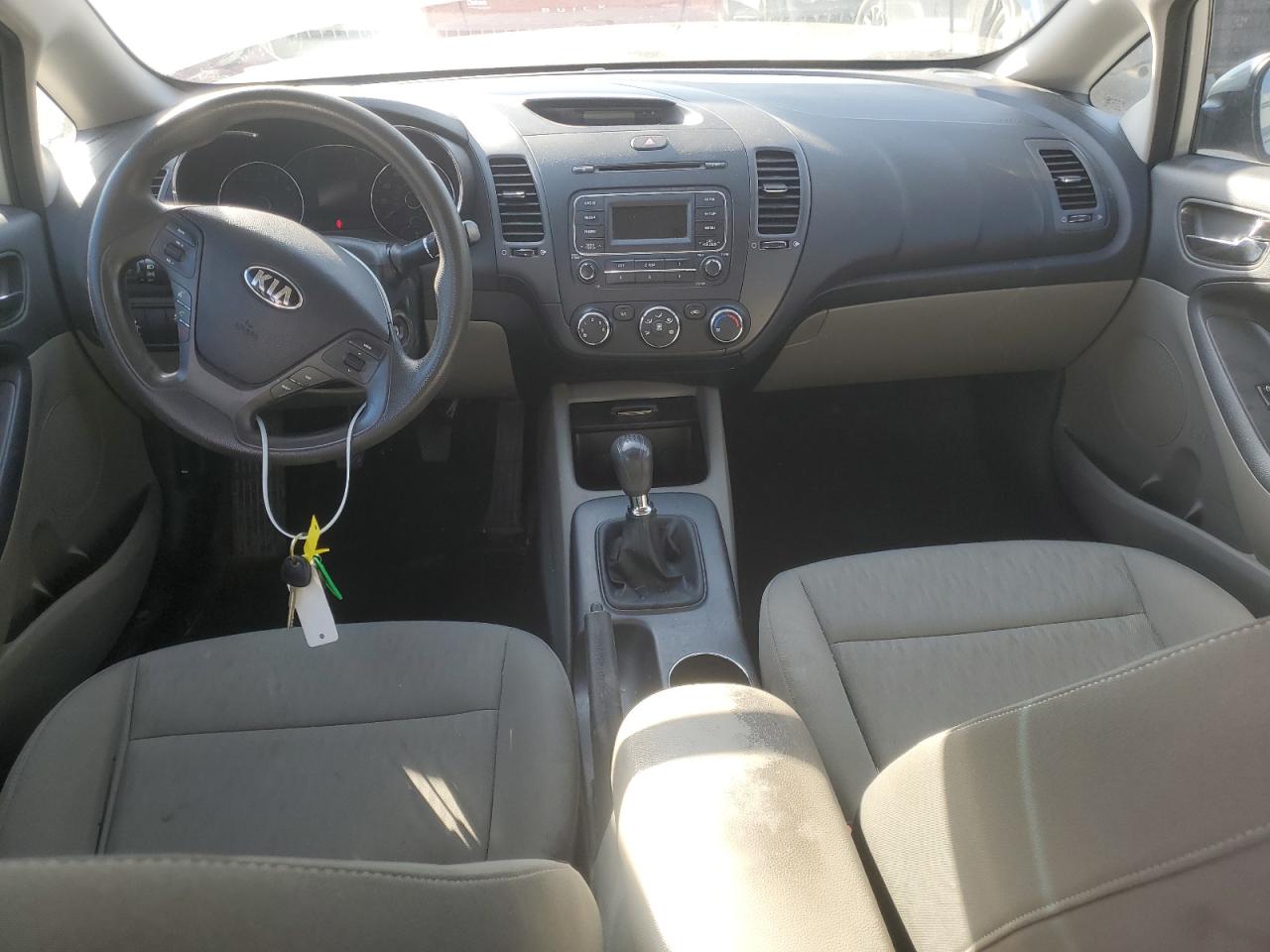 2015 Kia Forte - Image 8