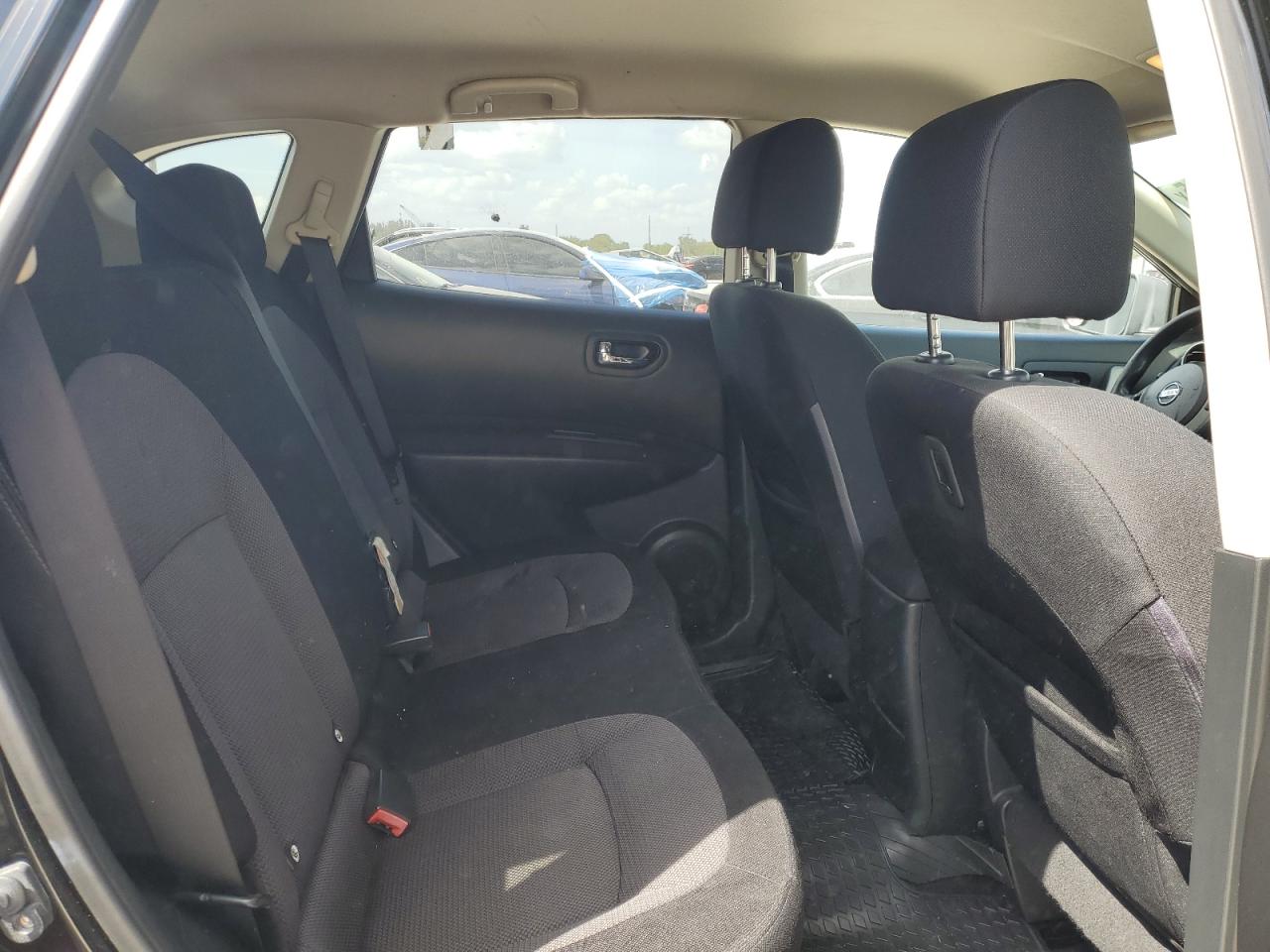 2012 Nissan Rogue - Image 11