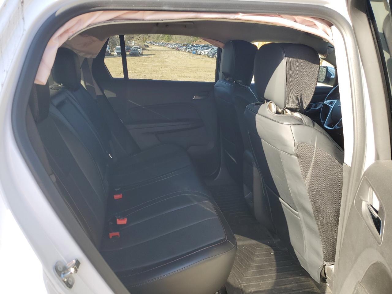 2017 GMC Terrain - Image 11