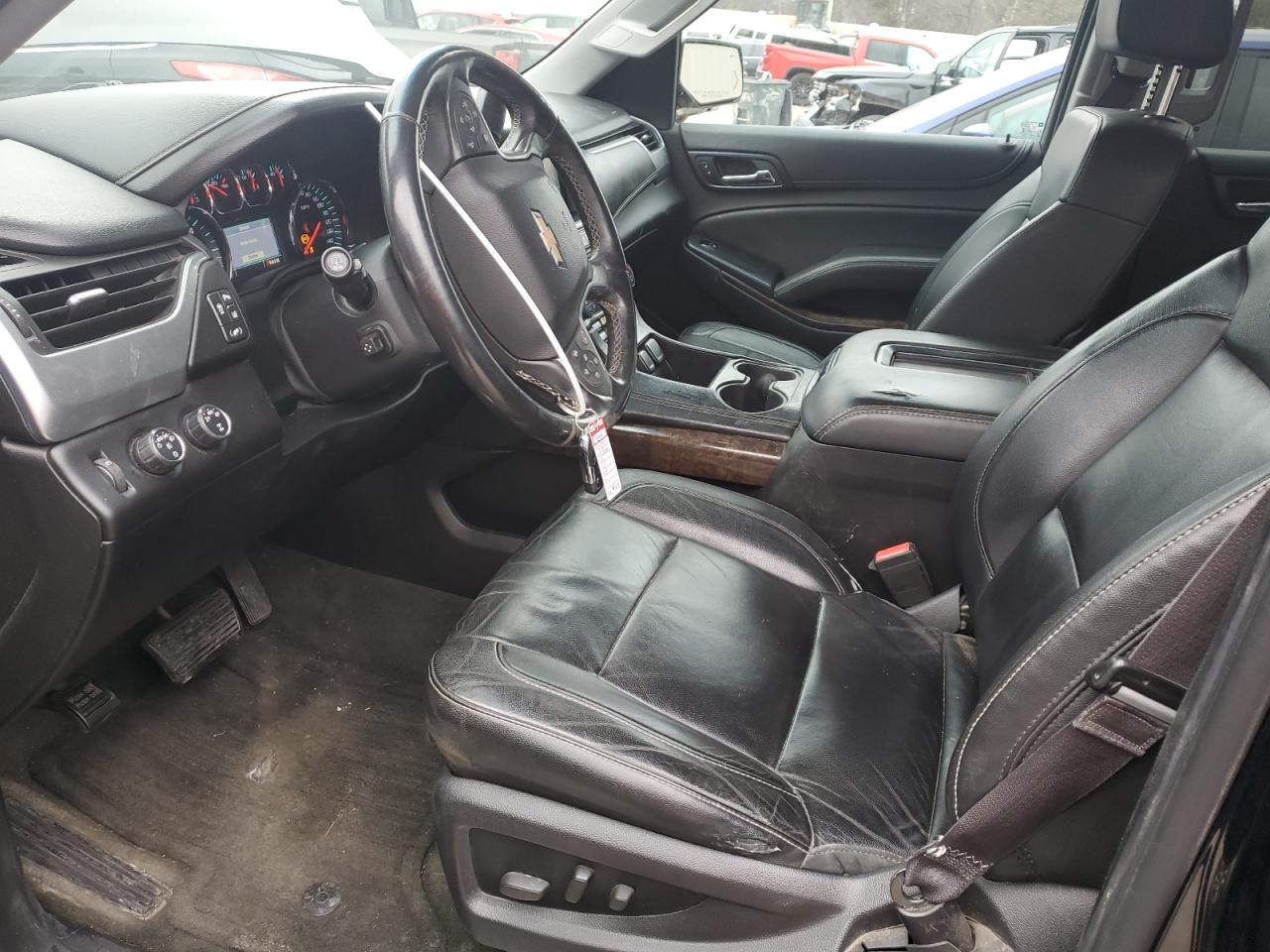 2015 Chevrolet Suburban - Image 7