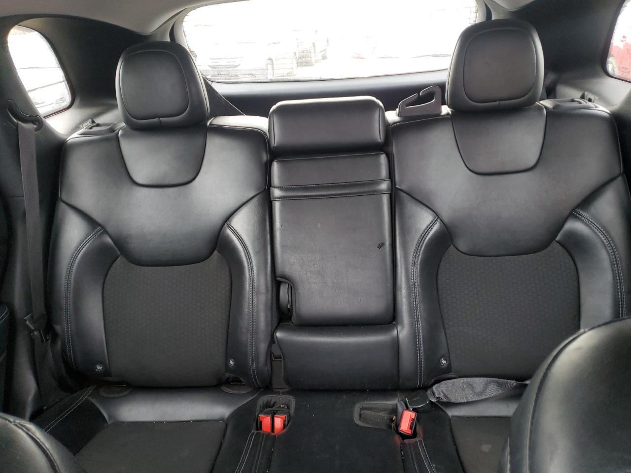 2019 Jeep Grand Cherokee - Image 10