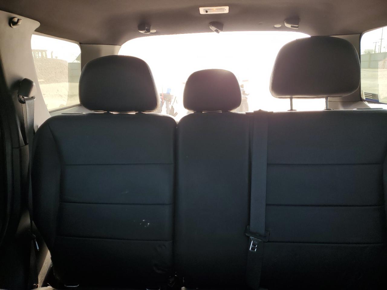 2011 Ford Escape - Image 10