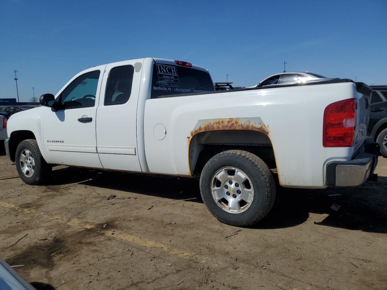 2012 Chevrolet Silverado - Image 2