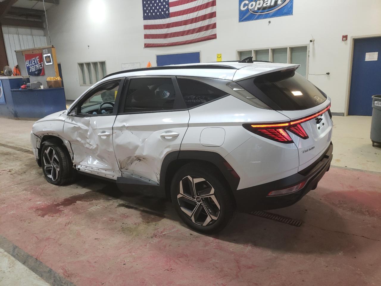 2022 Hyundai Tucson - Image 2