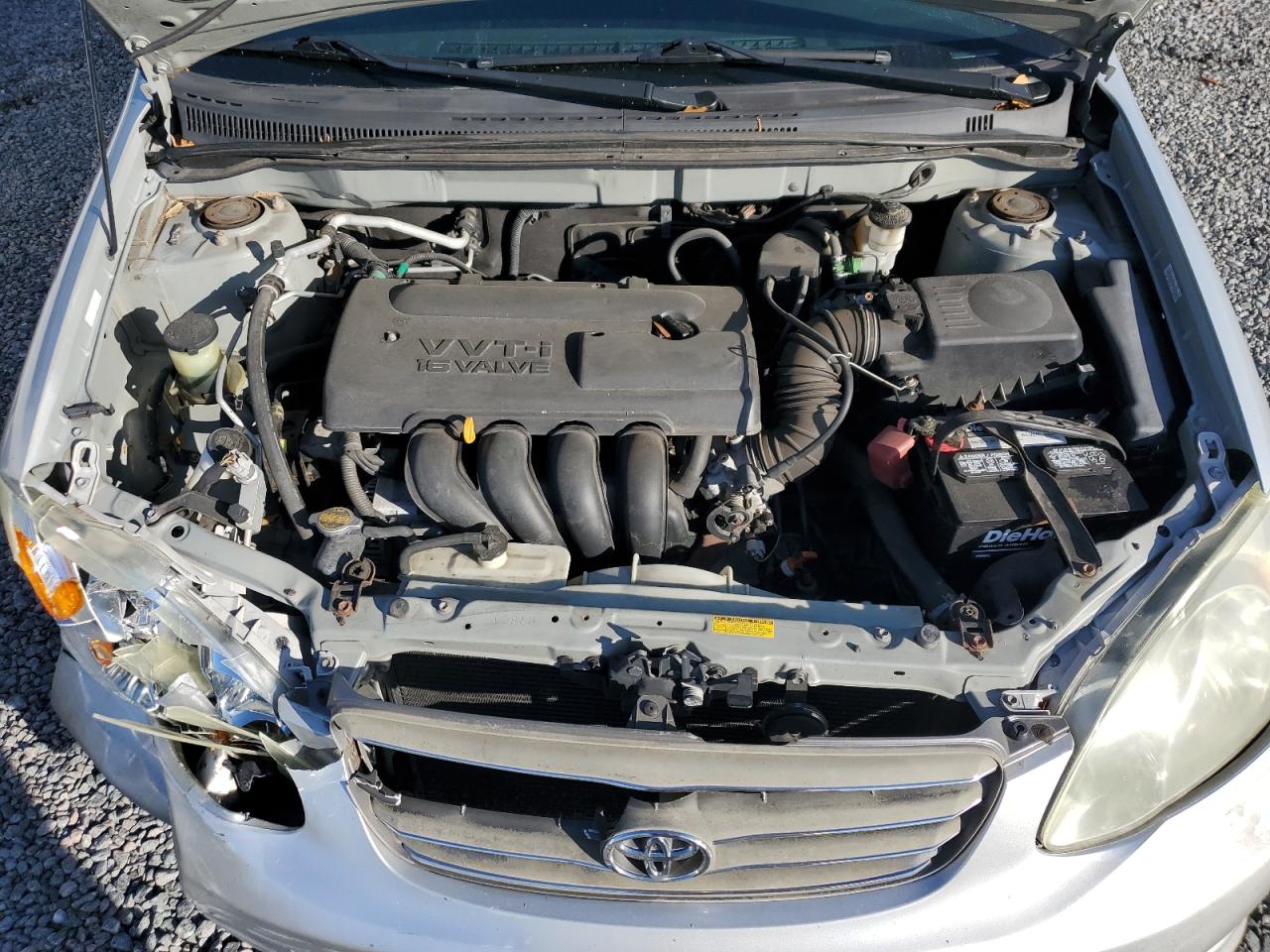 2004 Toyota Corolla - Image 13