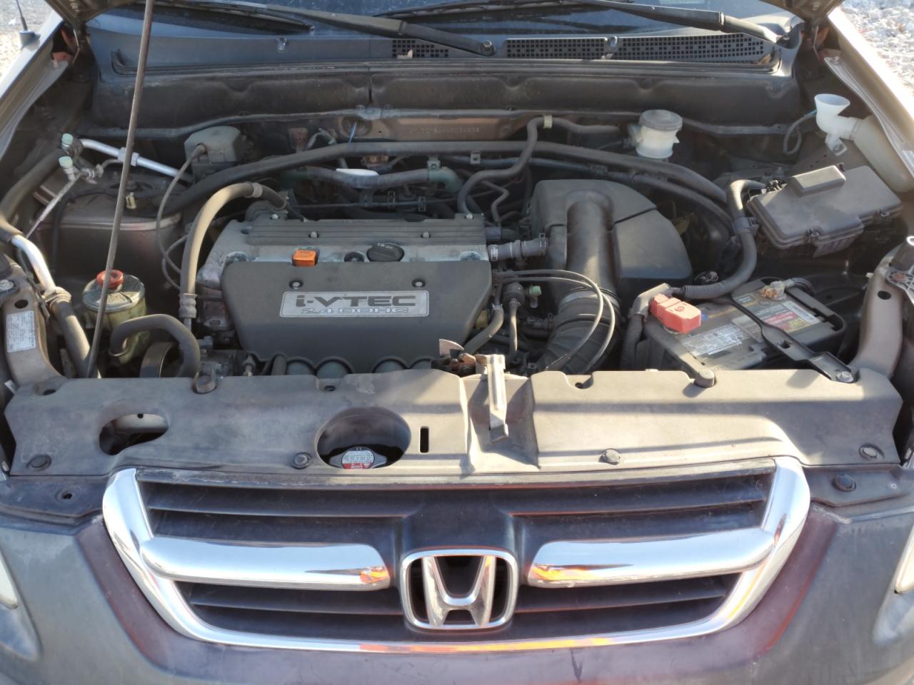 2004 Honda CR-V - Image 13