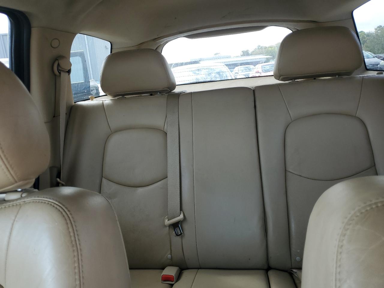 2008 Chevrolet HHR - Image 10