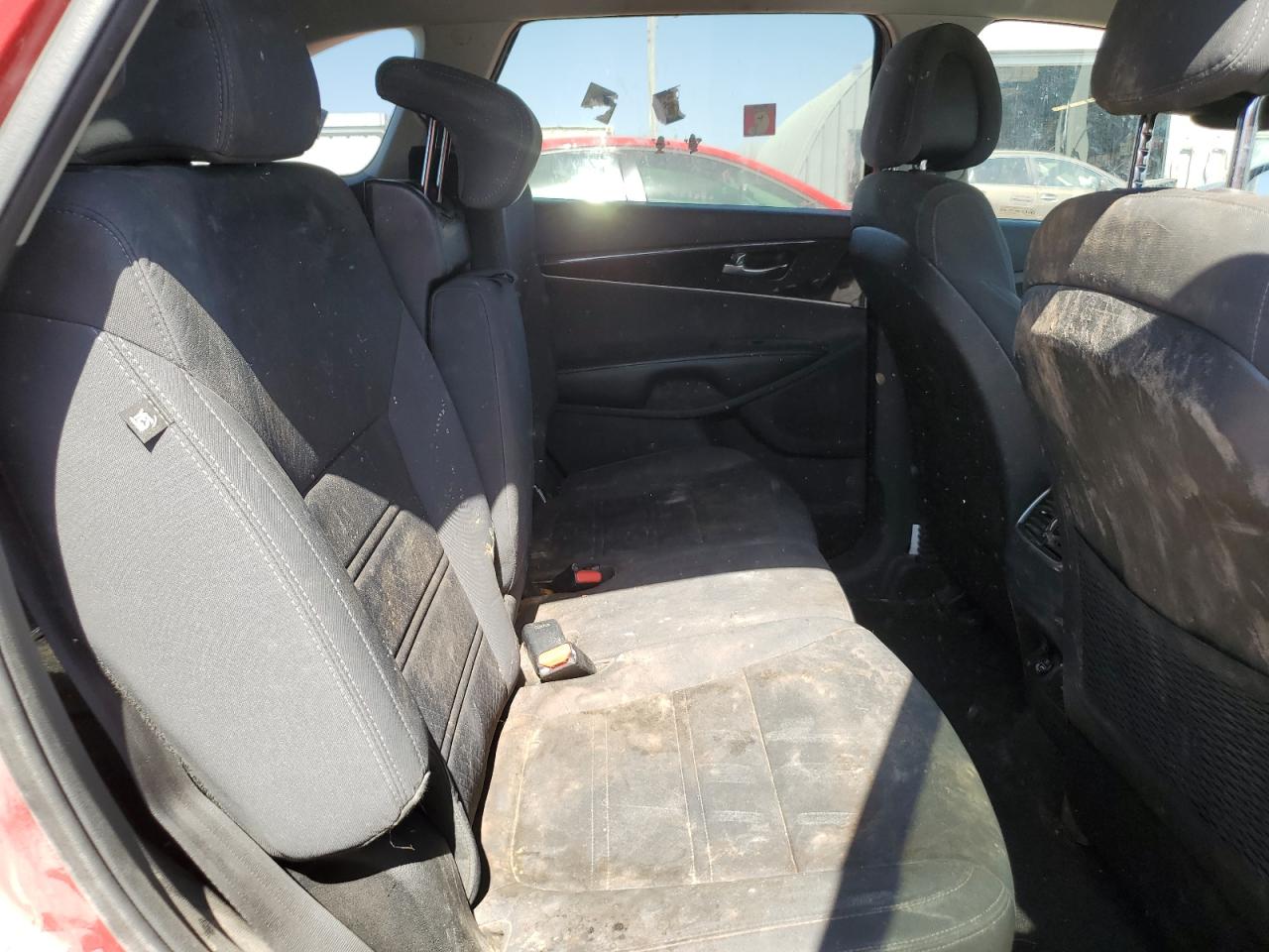 2017 Kia Sorento - Image 11