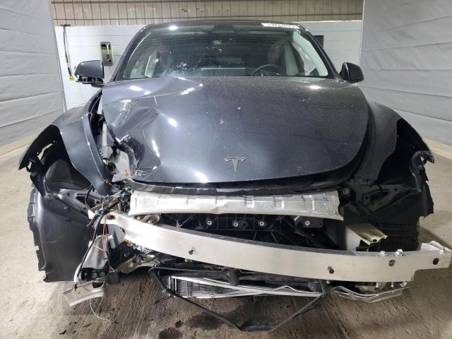 TESLA MODEL Y 2024 Gray