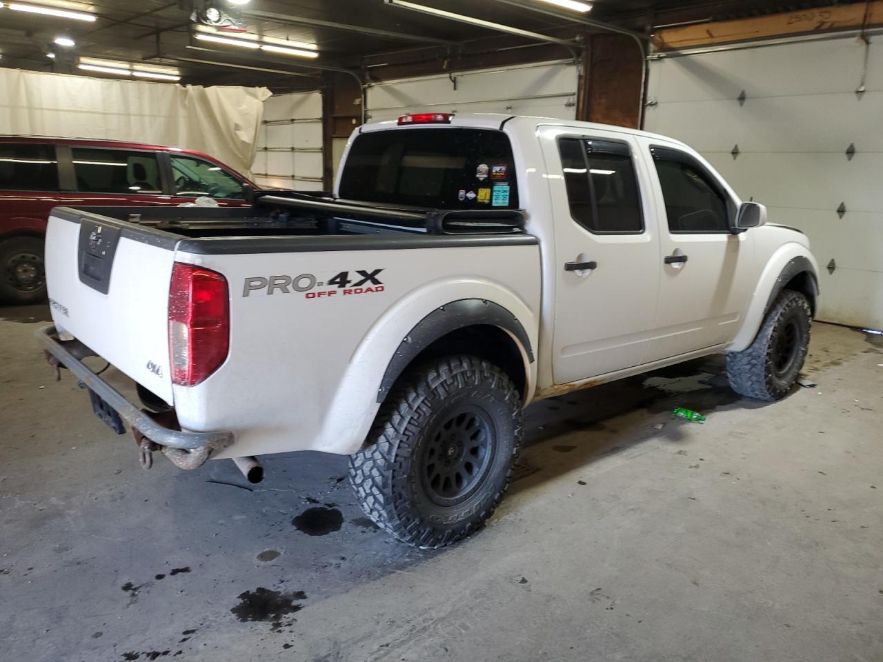 2009 Nissan Navara (Frontier) - Image 3