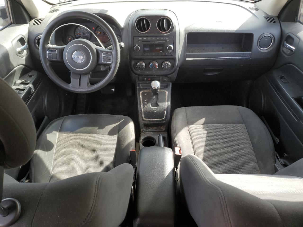 2015 Jeep Liberty (Patriot) - Image 8