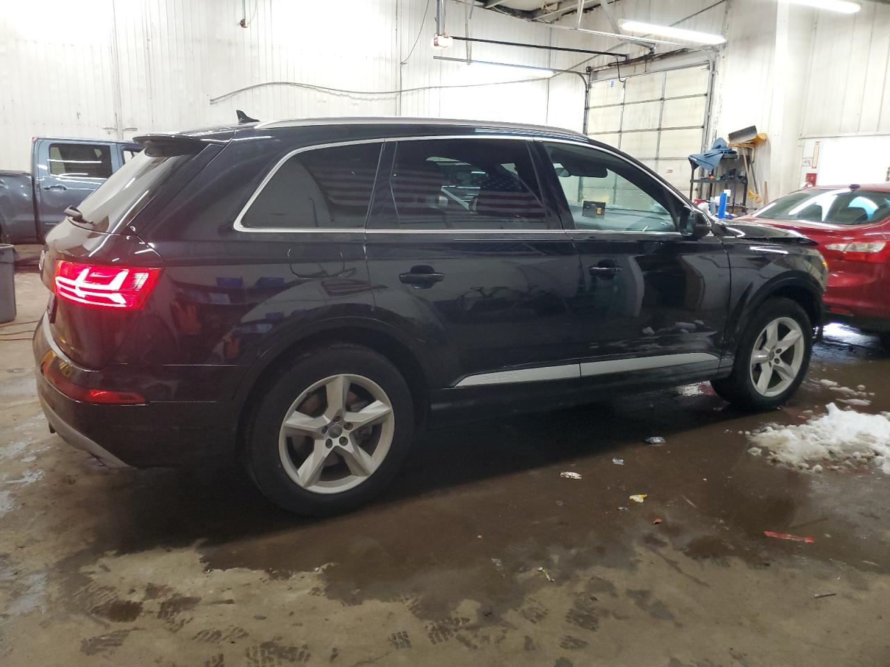 2017 Audi Q7 - Image 3